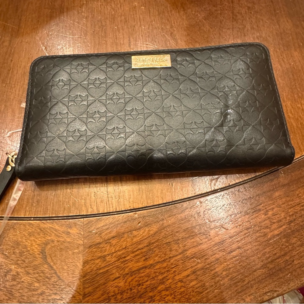 kate spade Black Spade Clover Embossed Zip Wallet with Plaque Spade   8”X4”